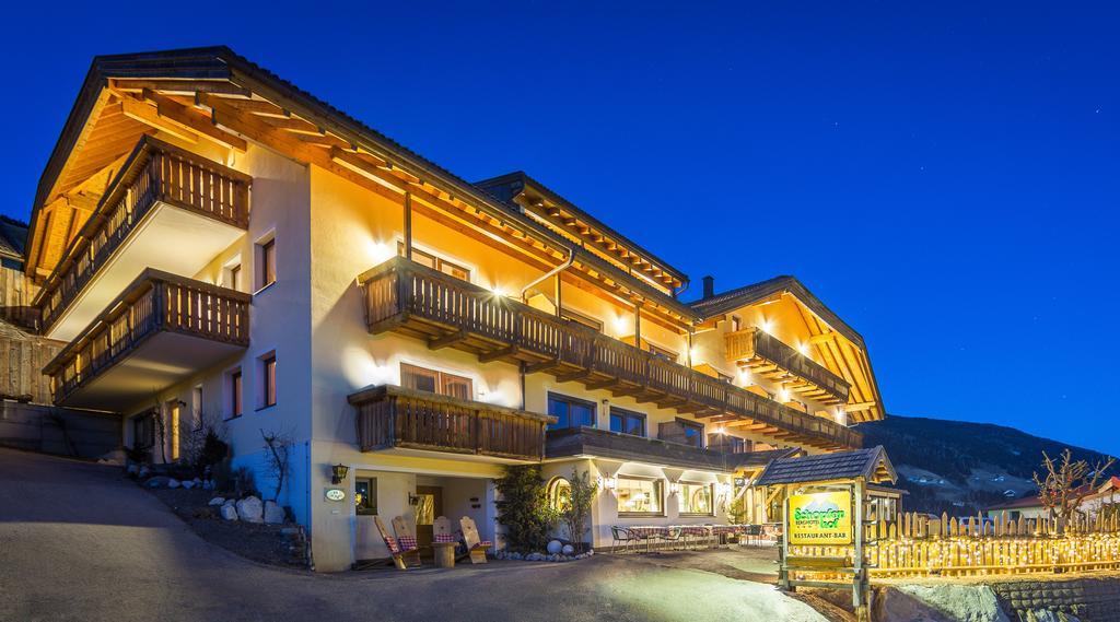 Hotel Schopfenhof San Candido Exterior foto